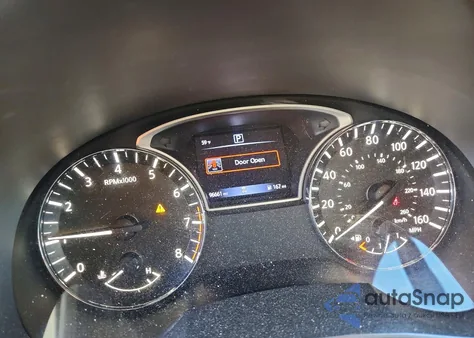 2018 Nissan Altima 2.5 из США, поврежденный, VIN 1N4AL3AP5JC127549